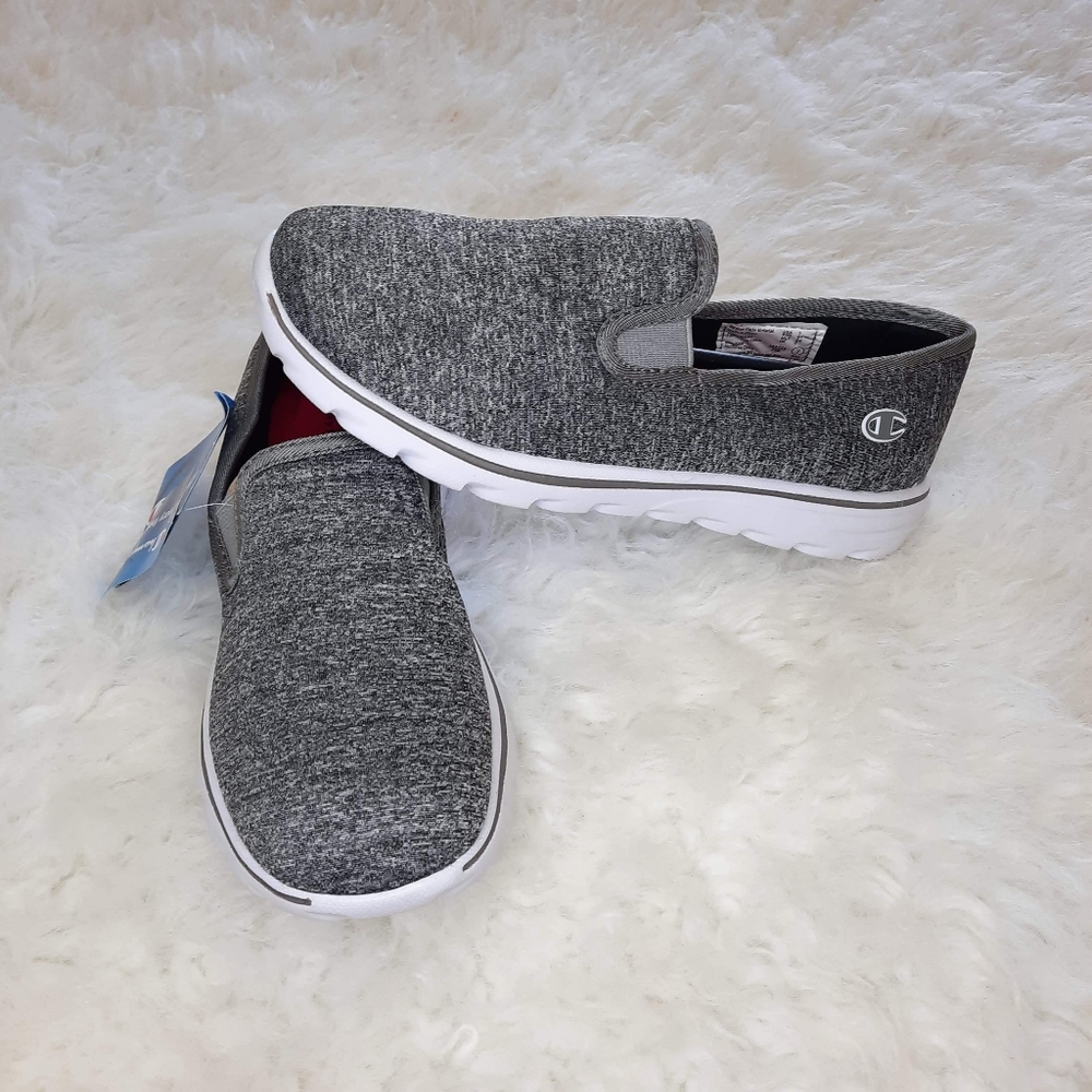 Size 7 memory foam gray champion shoes bra…